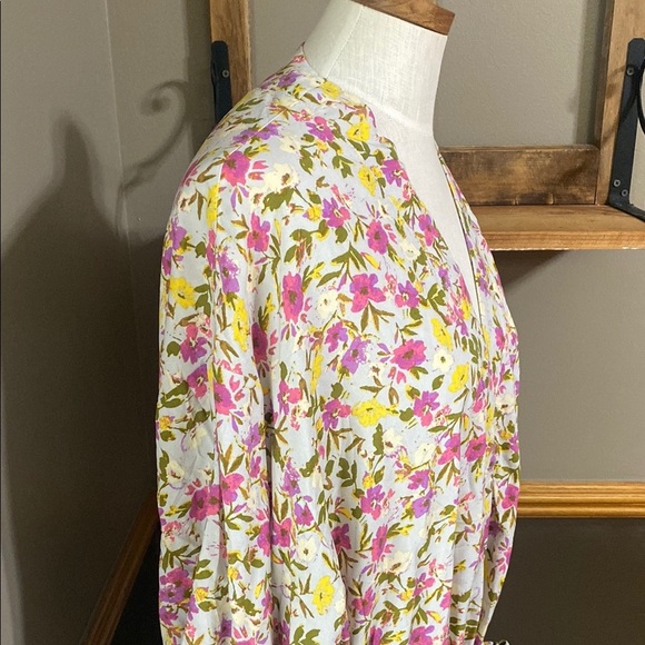 Mystree pink & green Floral Kimono Robe with Belt size m/L - Picture 5 of 10